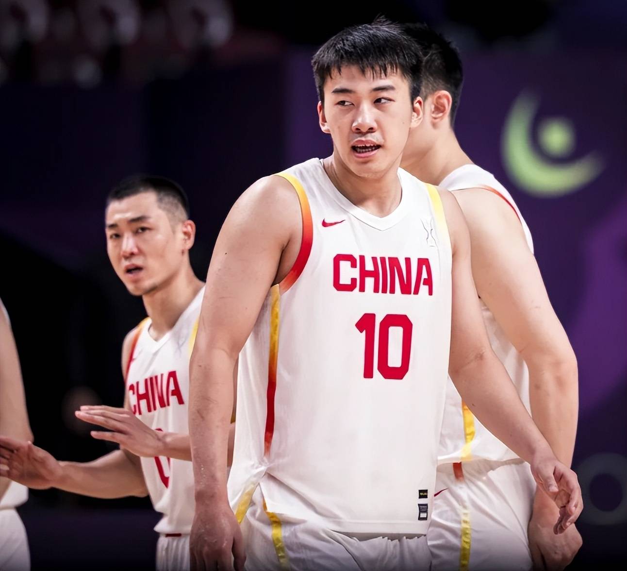 CBA比赛获胜球队士气高涨