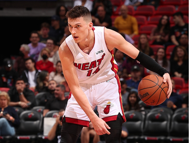 包含瓦朗谢纳主场大胜,久违连胜的词条 包含瓦朗谢纳主场大胜,久违连胜的词条